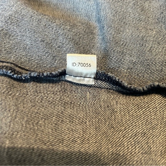 Loft Outlet Dark Wash Denim Skirt w/ Hidden Buttons Placket - Picture 9 of 10